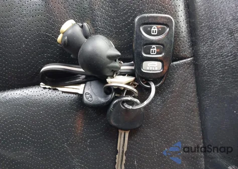 2013 Hyundai Elantra Limited из США, поврежденный, VIN 5NPDH4AE1DH179427